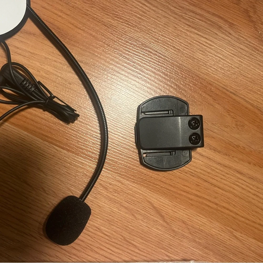 Black Motorcycle Helmet Bluetooth Headset